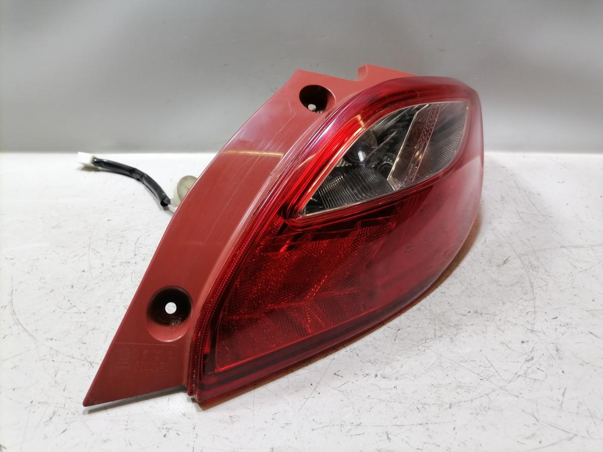 Mazda 2 DE original R&uuml;cklicht R&uuml;ckleuchte Schlussleuchte rechts Bj.2010